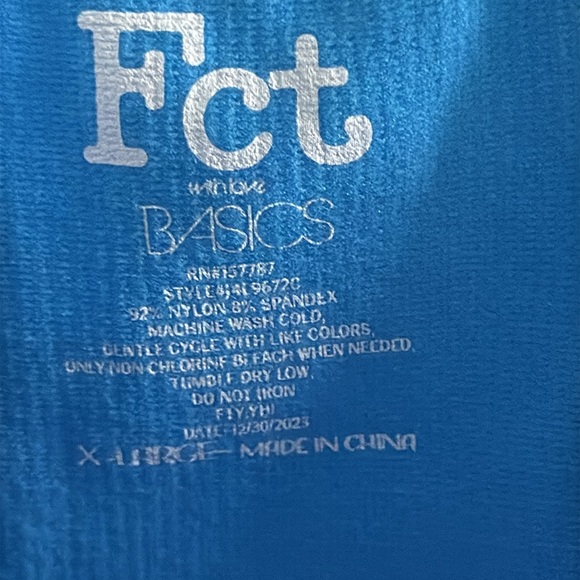 Fct With Love Basics Blue Chain Strap Stretchy Crop Top Juniors 90s Size XL - Picture 4 of 5